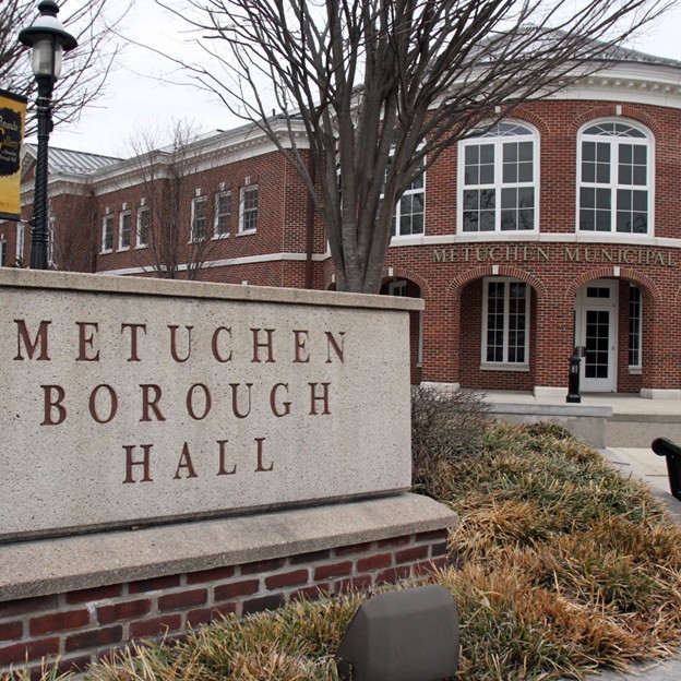 “We Tried to Prevent This”: Rose Street Residents Press Metuchen Council After Storm Topples Tree and Cuts Power